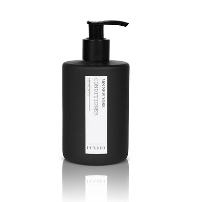 La Bottega MiN New York Hair Conditioner Momento Exclusively for Pendry grid__image-ratio-56